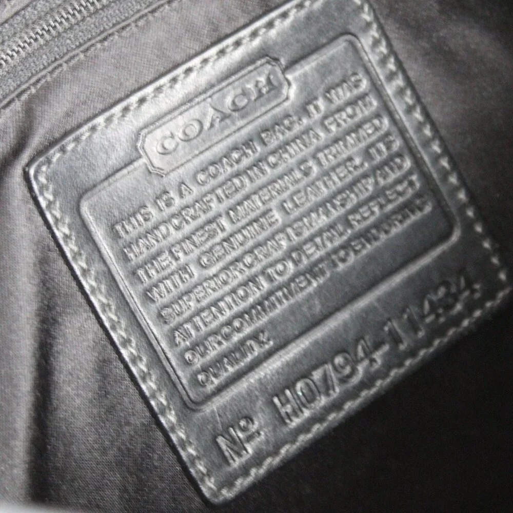 Coach Vintage Y2K Bleecker Black Legacy Signature Shoulder Bag Purse 11434 - Picture 10 of 10